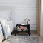 LUSH ELEGANCE Nachttisch in Schwarz