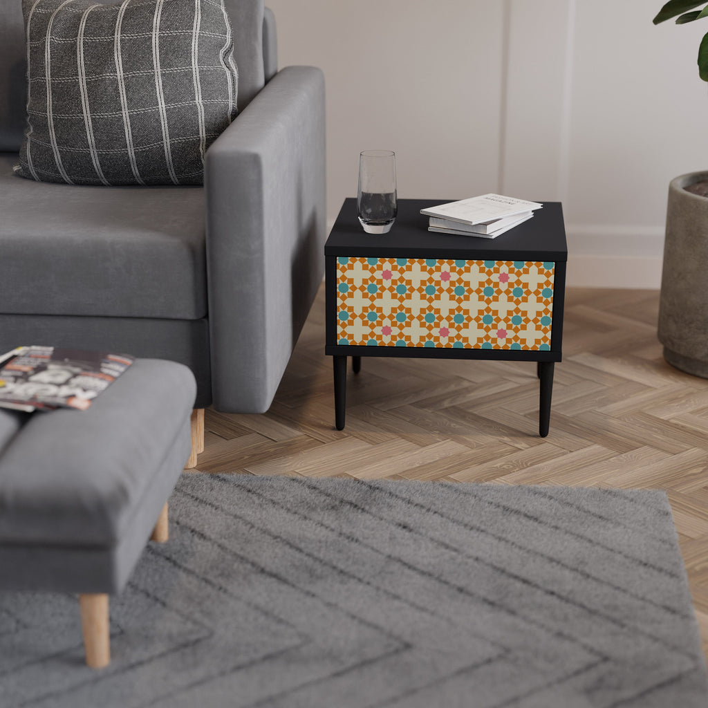 Nachttisch mit Blumendekor in Schwarz