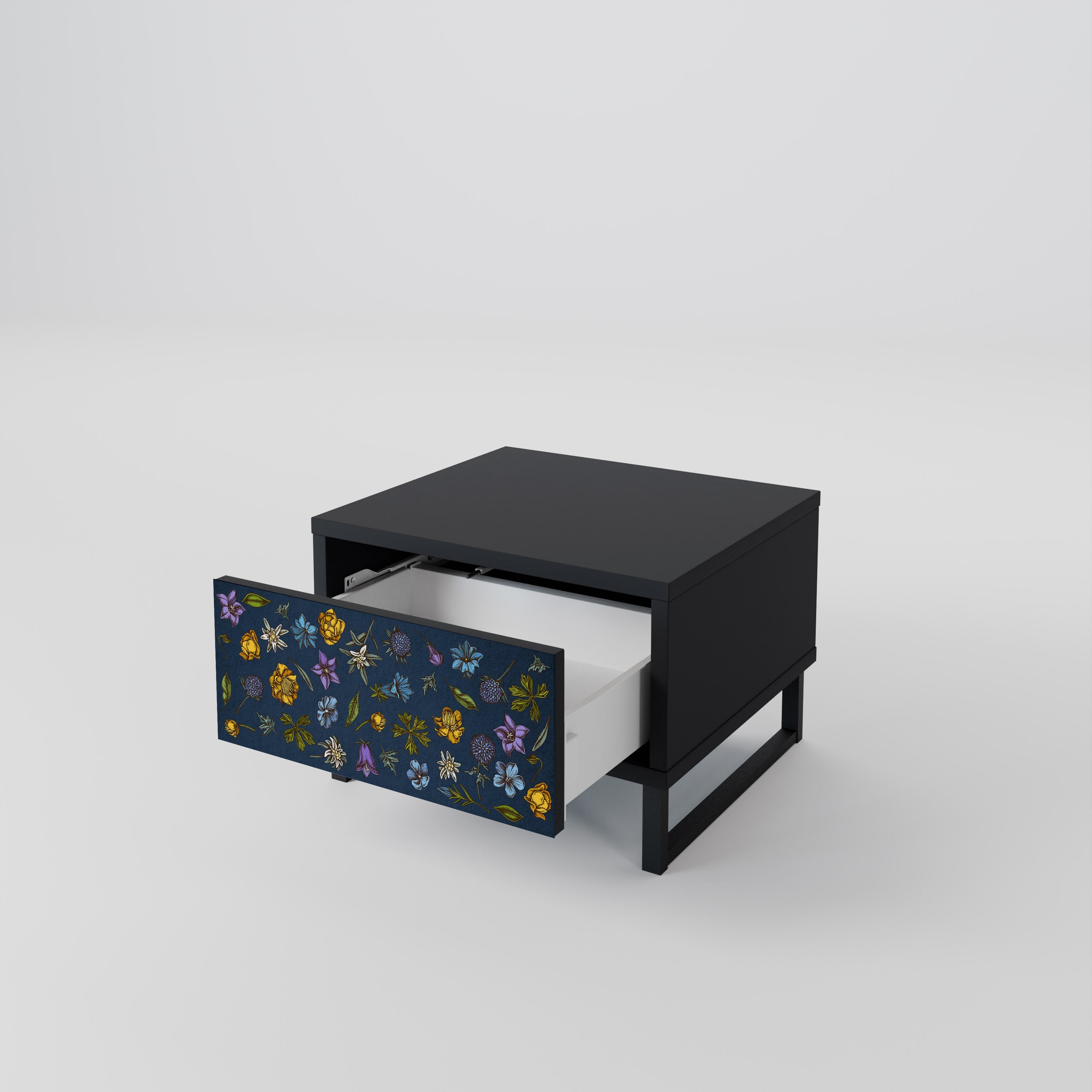 Nachttisch „FLOWERS ON NAVY BLUE“ in schwarzem Finish
