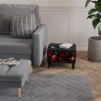 DAHLIAS AND POMEGRANATES Nachttisch in Schwarz