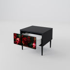 DAHLIAS AND POMEGRANATES Nachttisch in Schwarz