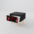 DAHLIAS AND POMEGRANATES Nachttisch in Schwarz