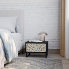 COLORFUL INSECTS Nachttisch in Schwarz