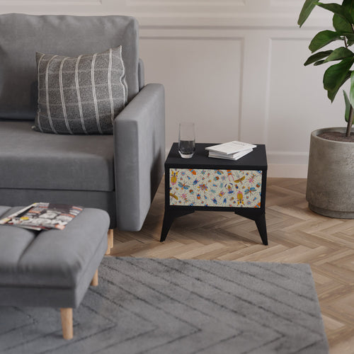 COLORFUL INSECTS Nachttisch in Schwarz