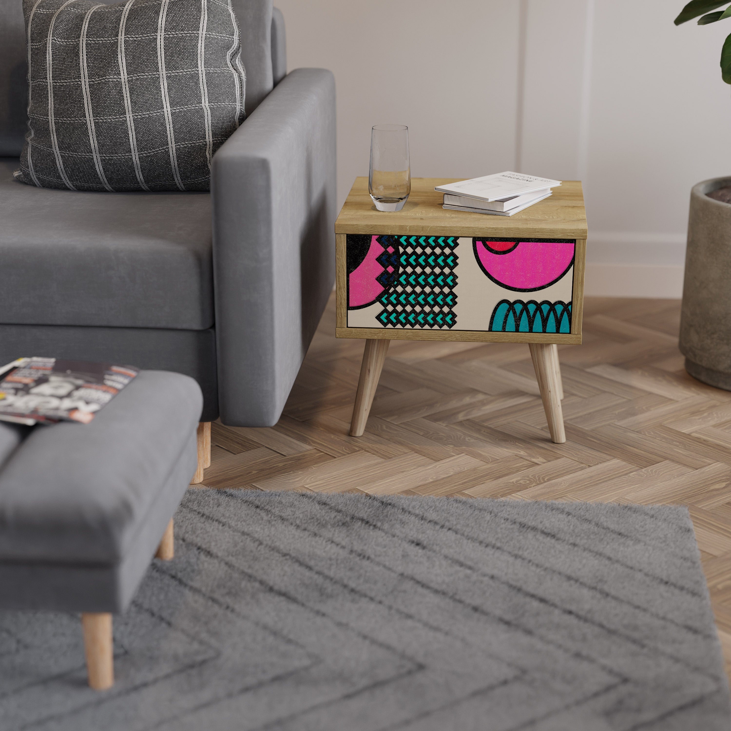 GEOMETRIC RHAPSODY Nachttisch in Eichenoptik
