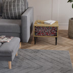 BROKEN LINES Nachttisch in Eiche-Optik