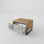 FADE IN THE TREES Nachttisch in Eiche-Optik