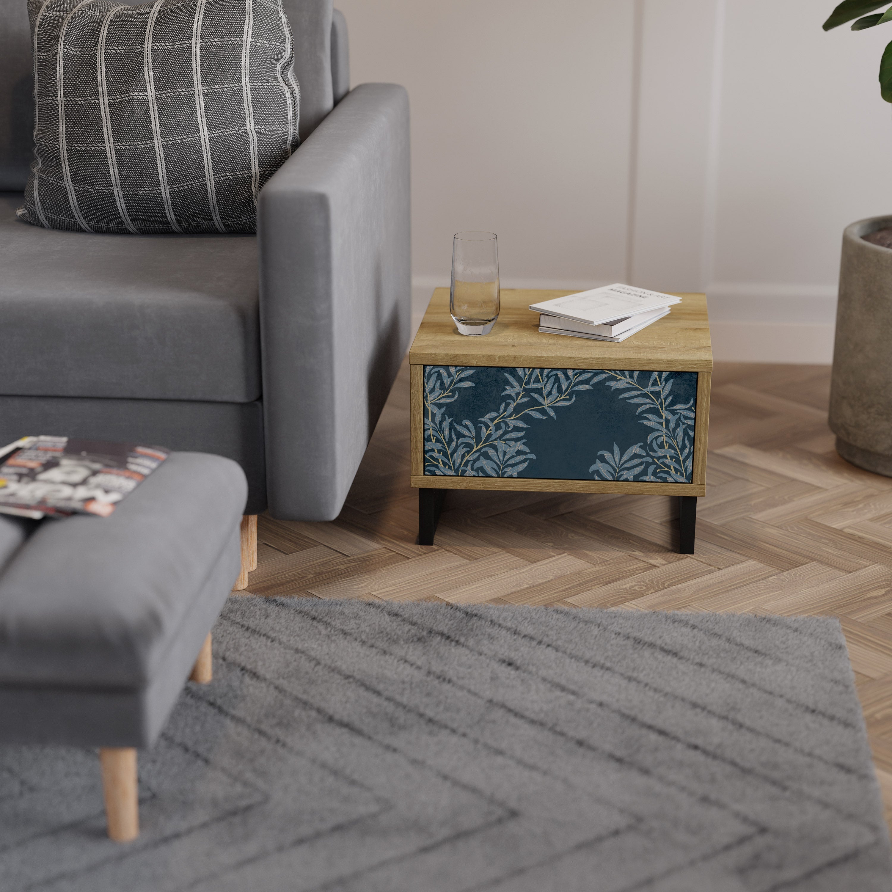 BLUE LEAVES Nachttisch in Eichenoptik