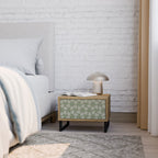 LEAVES ON GREEN Nachttisch in Eiche-Optik