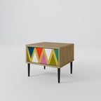 COLORFUL TRIANGLES Nachttisch in Eiche-Optik