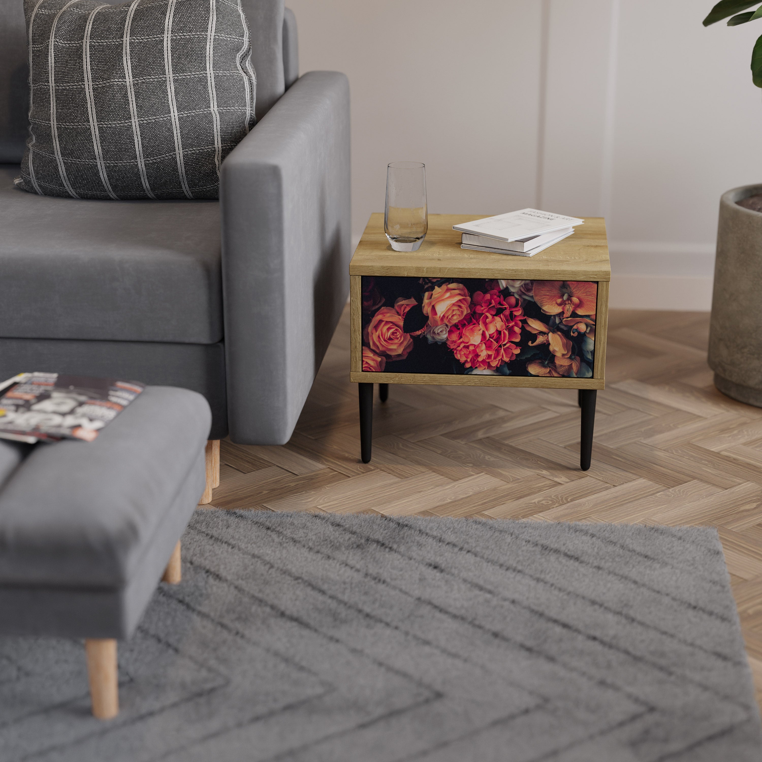 NEVERENDING BLOOM Nachttisch in Eichenoptik