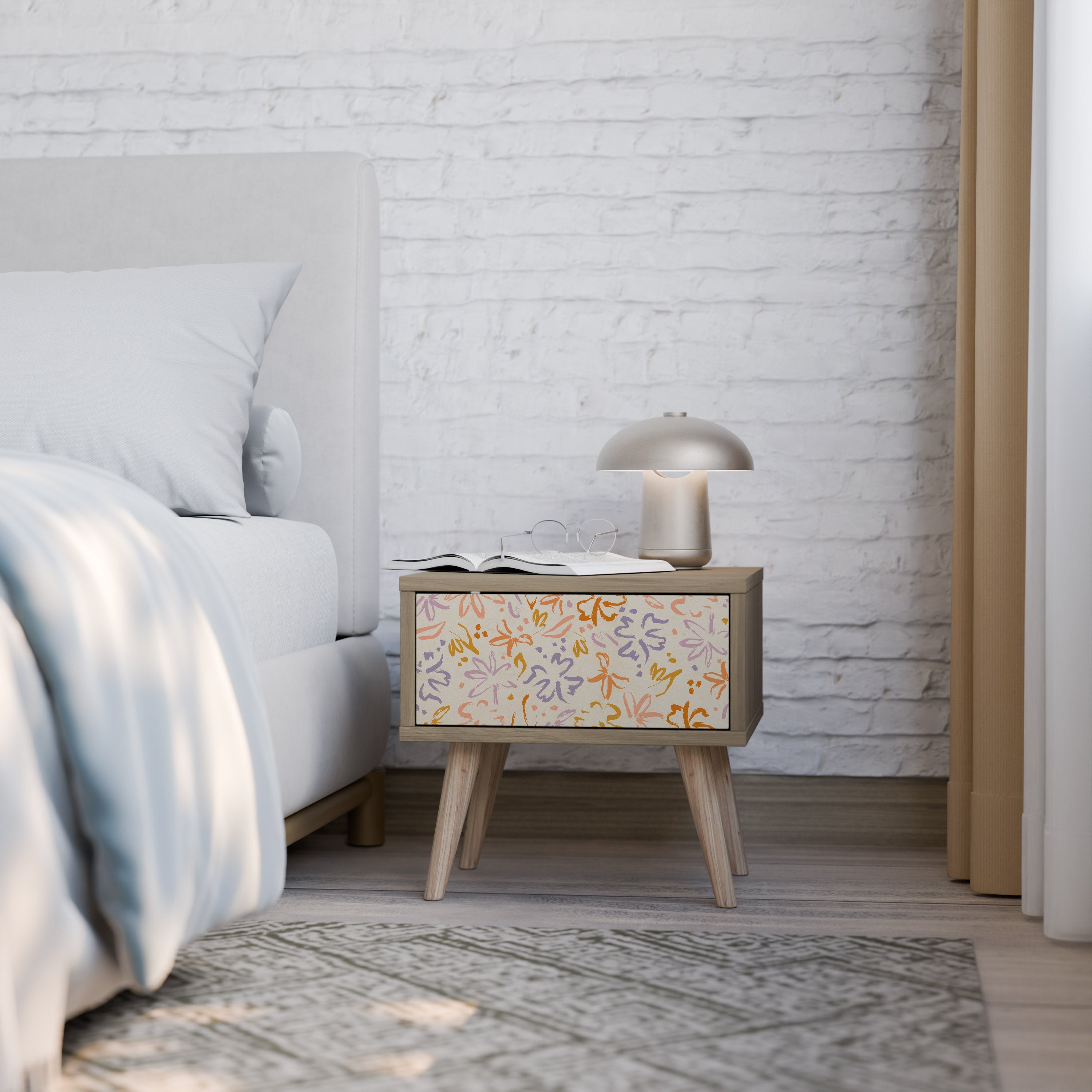 SPRING WHIMSY Nachttisch in Eichenoptik