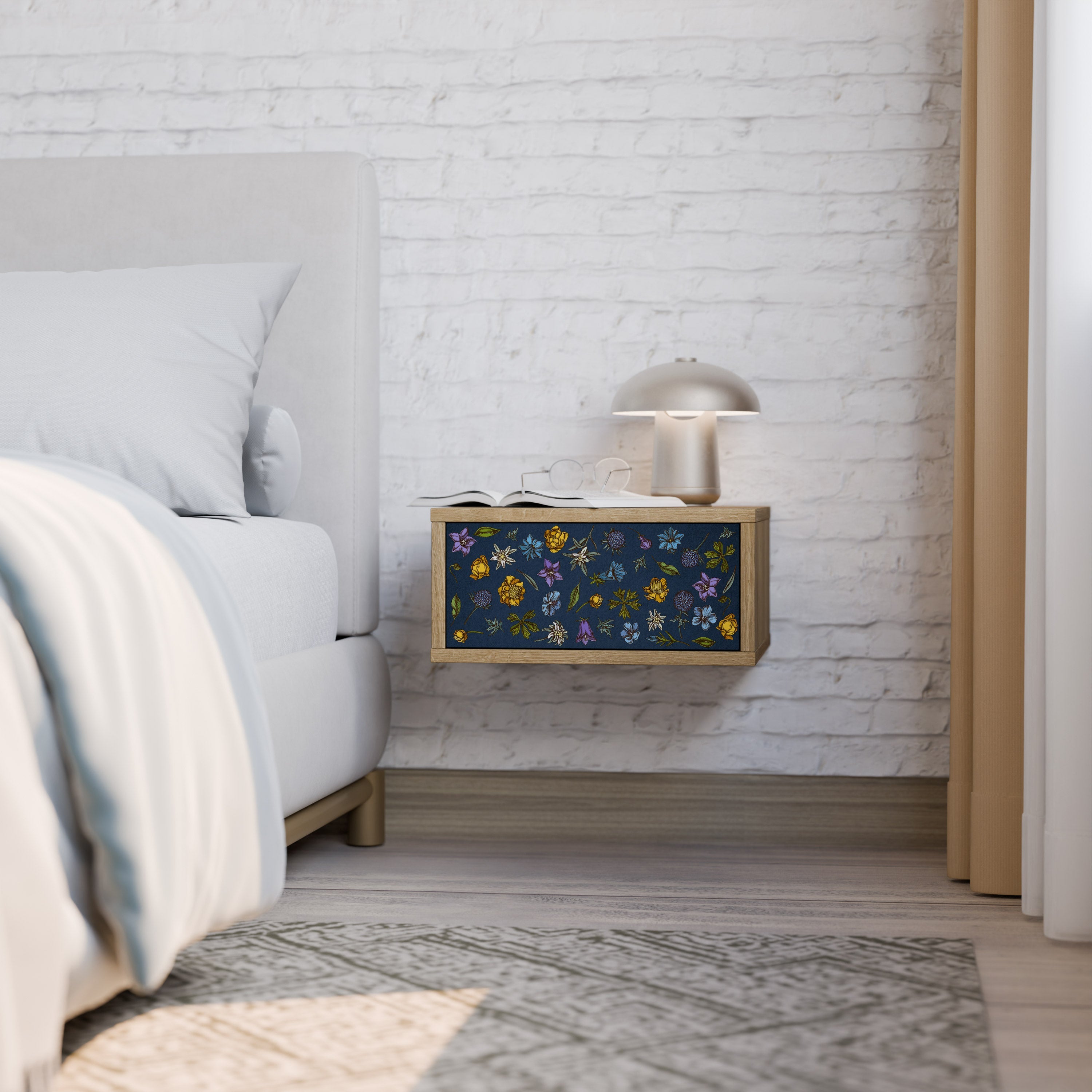 Nachttisch „FLOWERS ON NAVY BLUE“ in Eichenoptik