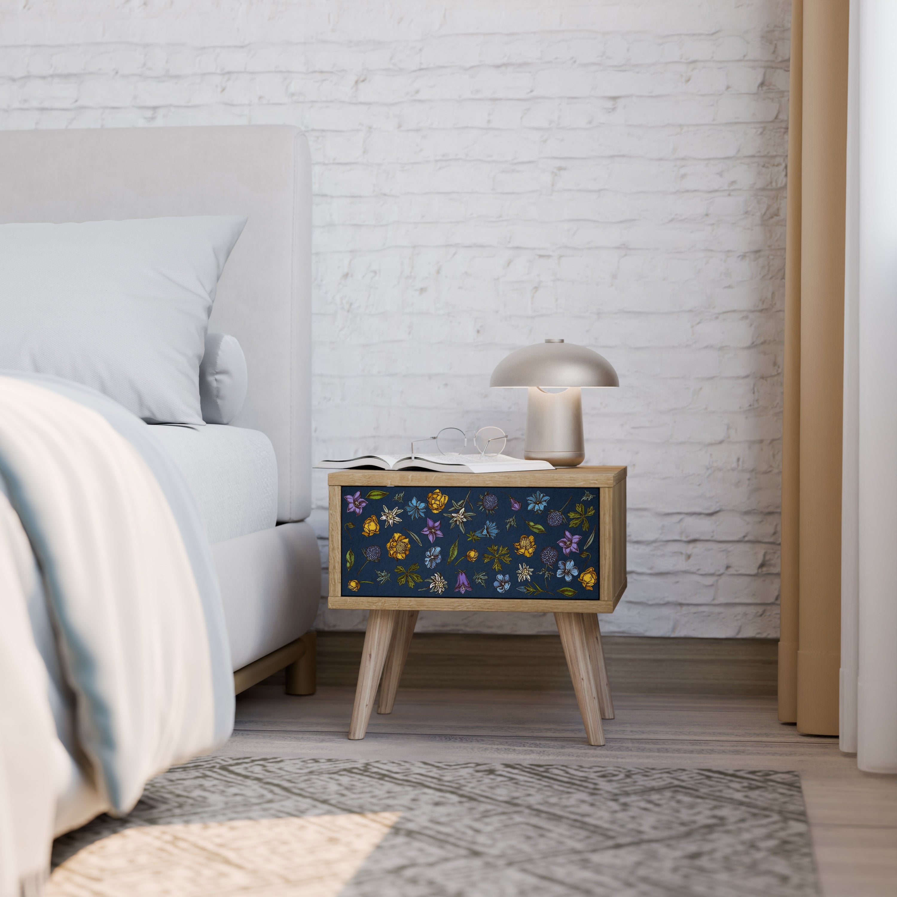 Nachttisch „FLOWERS ON NAVY BLUE“ in Eichenoptik