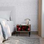 DAHLIAS AND POMEGRANATES Nachttisch in Eiche-Optik