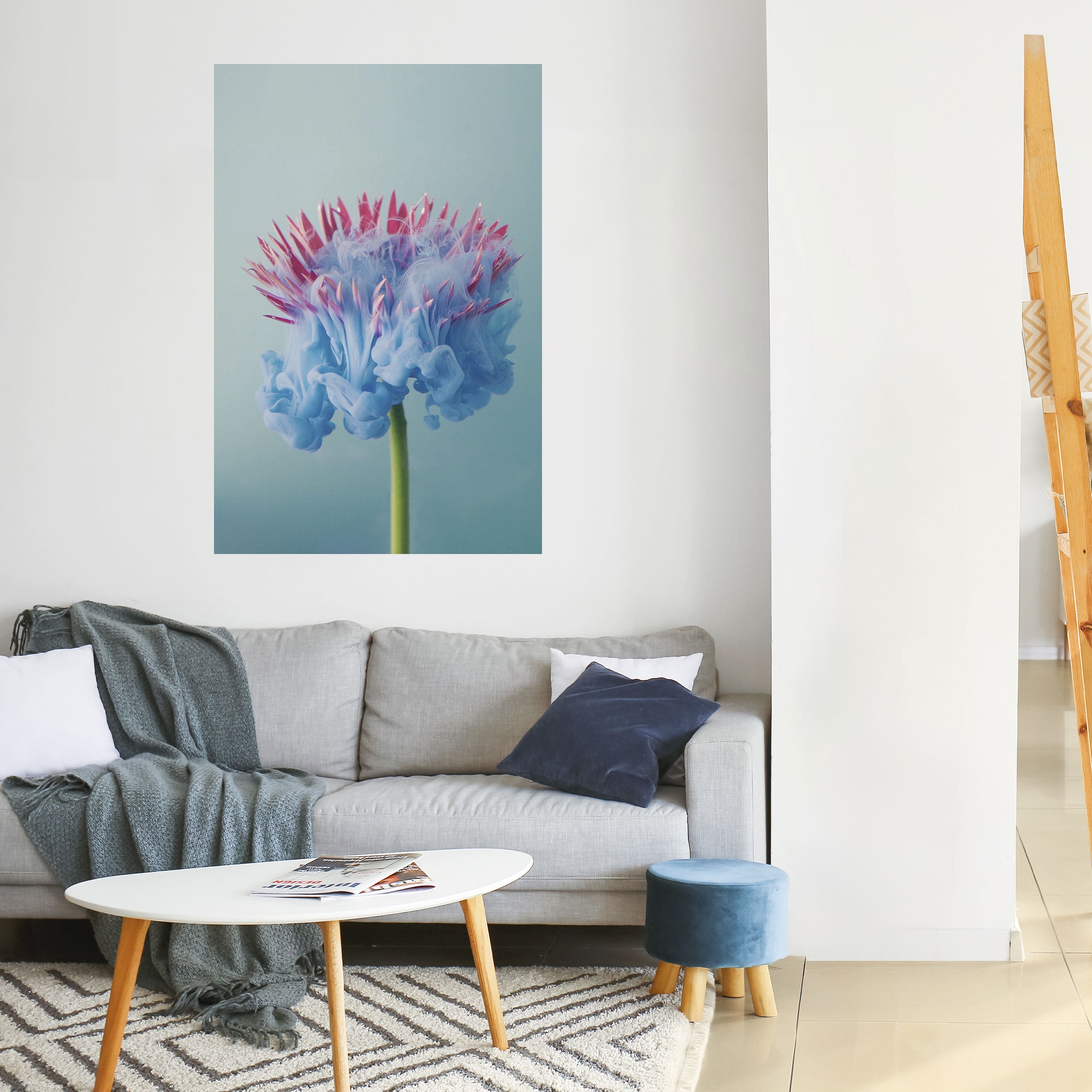 MISTY BLUE EXPLOSION Vertikales Poster zum Abziehen und Aufkleben