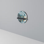 SHROUDED SHAPES Ovales Kunstregal in Schwarz