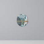 SHROUDED SHAPES Ovales Kunstregal in Eiche-Optik