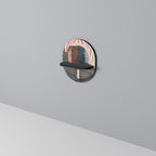 WHISPERS OF FORM Ovales Kunstregal in Schwarz