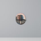 WHISPERS OF FORM Ovales Kunstregal in Schwarz