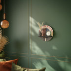 WHISPERS OF FORM Rundes Kunstregal in Schwarz