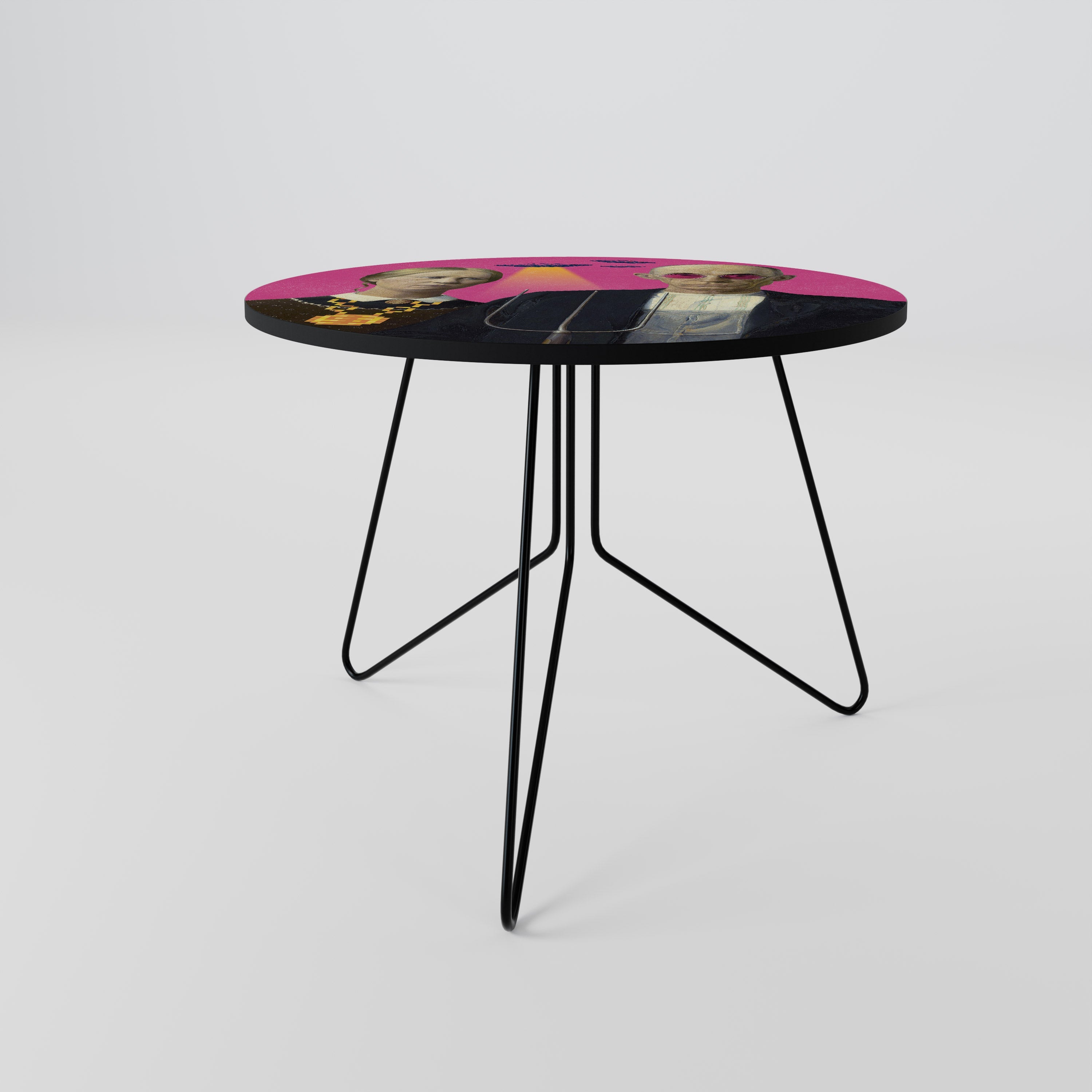 AMERICAN GOTHIC ALIEN Coffee Table 69