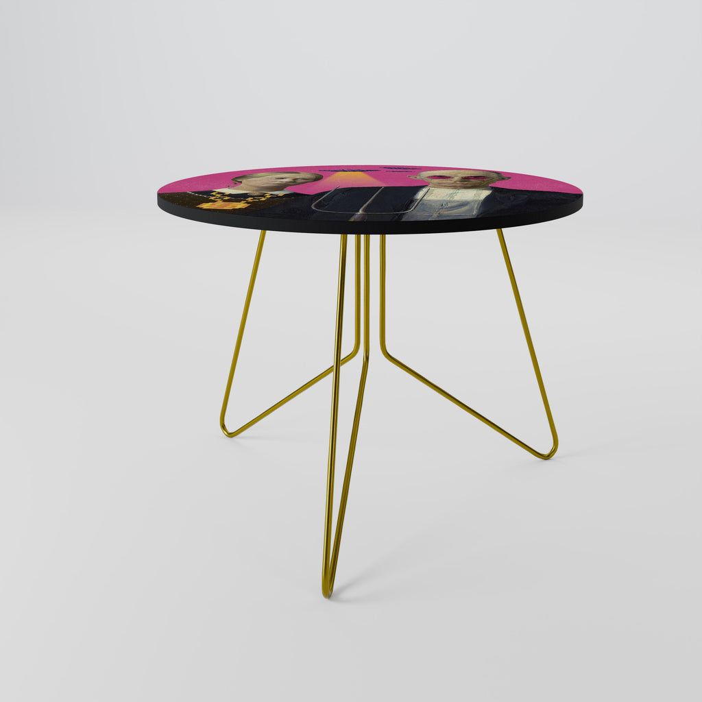 AMERICAN GOTHIC ALIEN Coffee Table 69