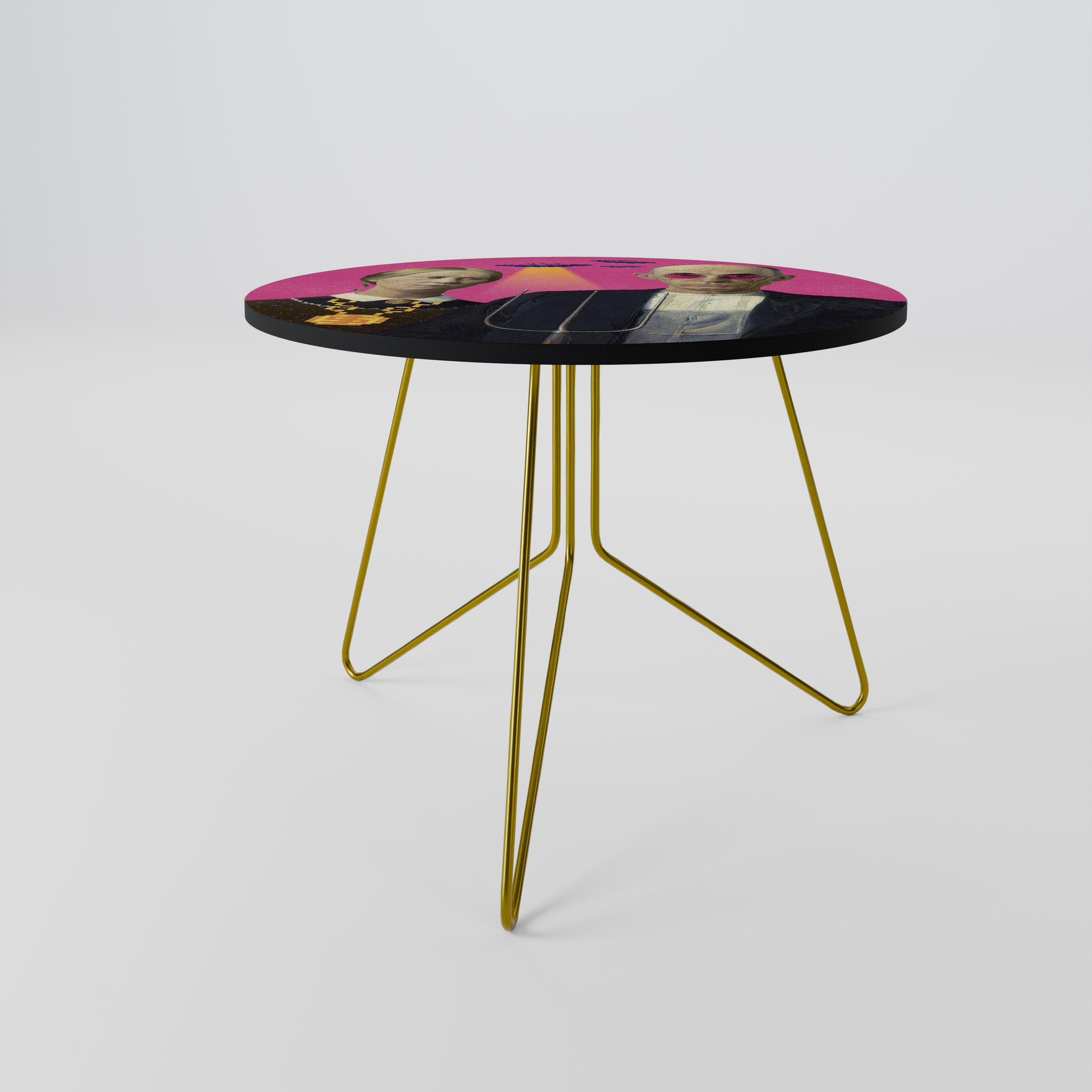 AMERICAN GOTHIC ALIEN Coffee Table 69
