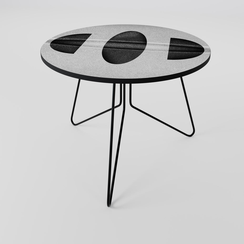 OBSIDIAN ODYSSEY Couchtisch