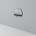 WHITE WHISPER Rundes Kunstregal in Schwarz