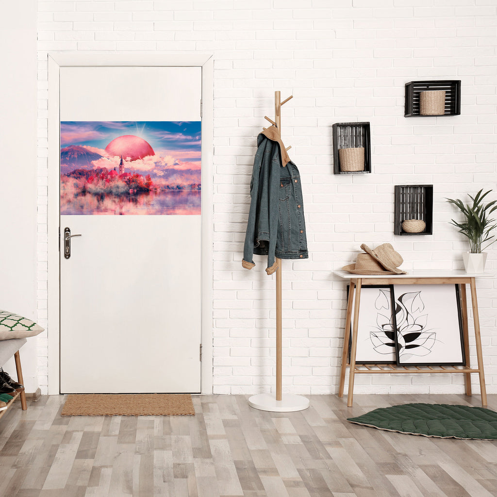 MARS OVER THE BLED LAKE Selbstklebendes Horizontal-Poster