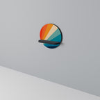 PRISM CONCUSSION Rundes Kunstregal in Schwarz