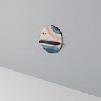 TWO HALVES Ovales Kunstregal in Schwarz