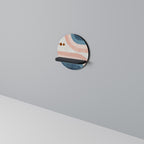 TWO HALVES Rundes Kunstregal in Schwarz