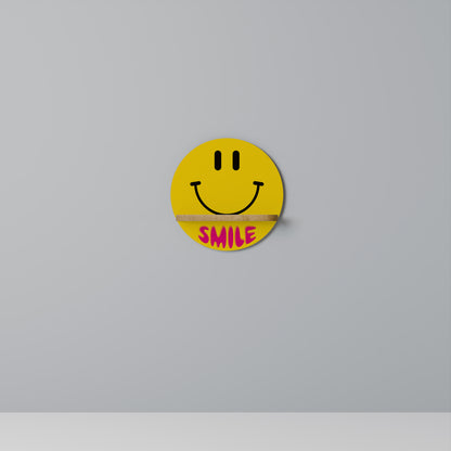 KEEP SMILING Dekoratives Wandregal
