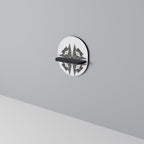 MONOCHROME NEXUS Ovales Kunstregal in Schwarz