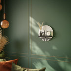 MONOCHROME NEXUS Rundes Kunstregal in Schwarz