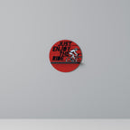 ENJOY THE RIDE Rundes Kunstregal in Schwarz