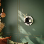 BLACK AND WHITE COMBINATION Rundes Kunstregal in Schwarz