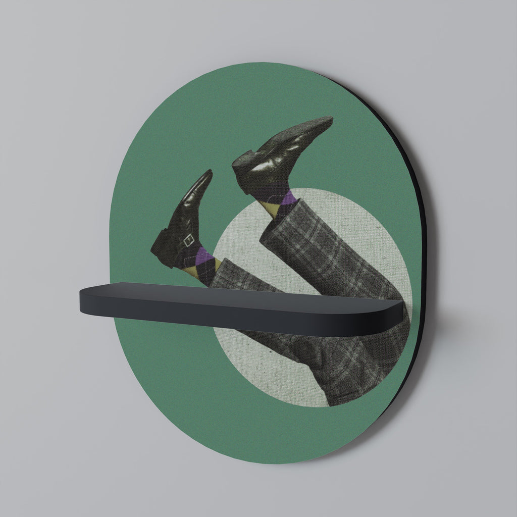 FALL OF MAN Ovales Kunstregal in Schwarz