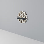 SEE MORE Ovales Kunstregal in Schwarz