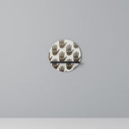 SEE MORE Rundes Kunstregal in Schwarz