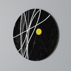 LIGHT IN THE DARK Runde Wanddekoration Ø 69 cm