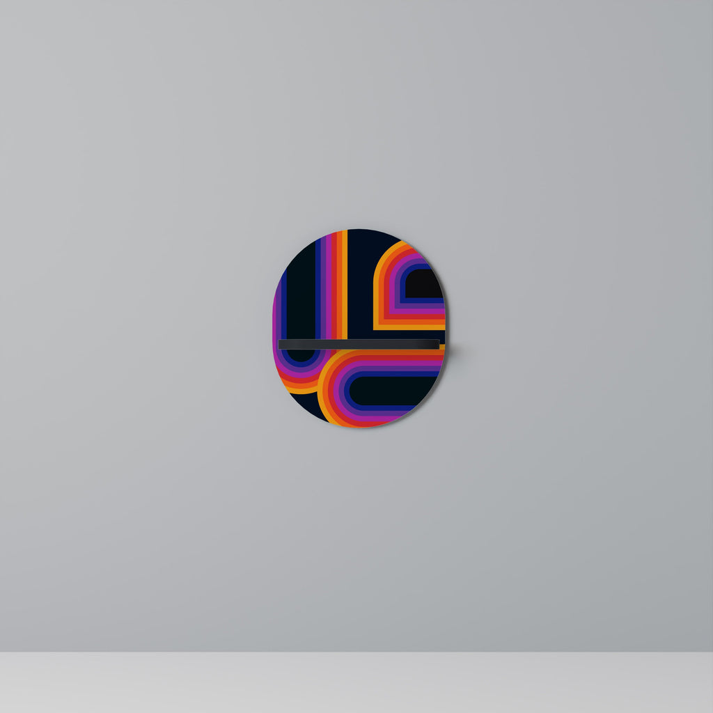 BLINDED BY THE LIGHTS Ovales Kunstregal in Schwarz