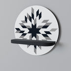 MOONLIT MOSAIC Rundes Kunstregal in Schwarz