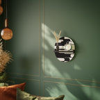 ACHROMATIC CONTRAST Ovales Kunstregal in Schwarz