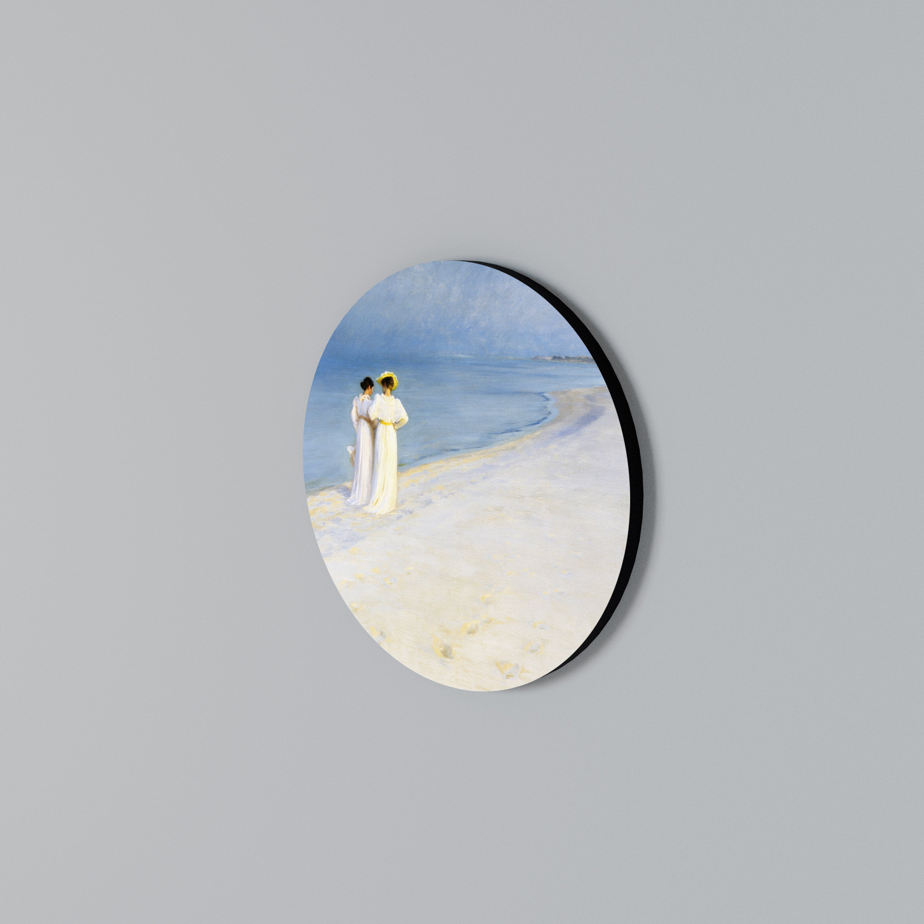 SUMMER EVENING ON SKAGEN'S BEACH Round Wall Art