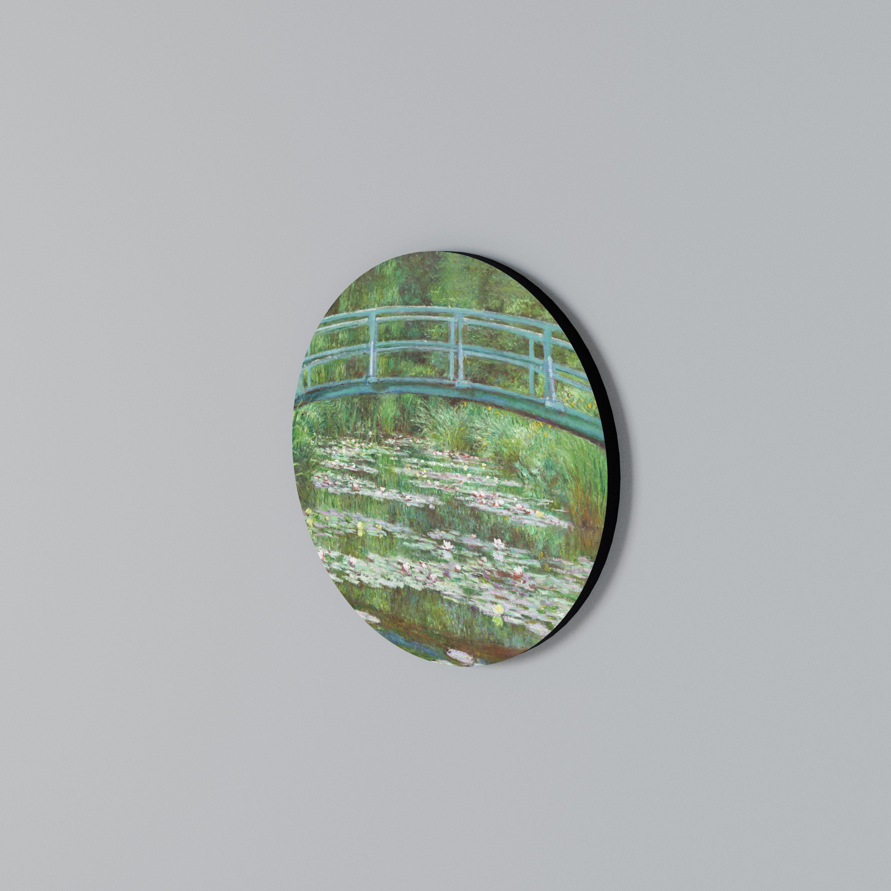 JAPANESE FOOTBRIDGE Round Wall Art