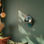 THE REPAST OF THE LION Ovales Kunstregal in Eiche-Optik