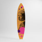 HER WITH A PEARL Deko-Surfboard